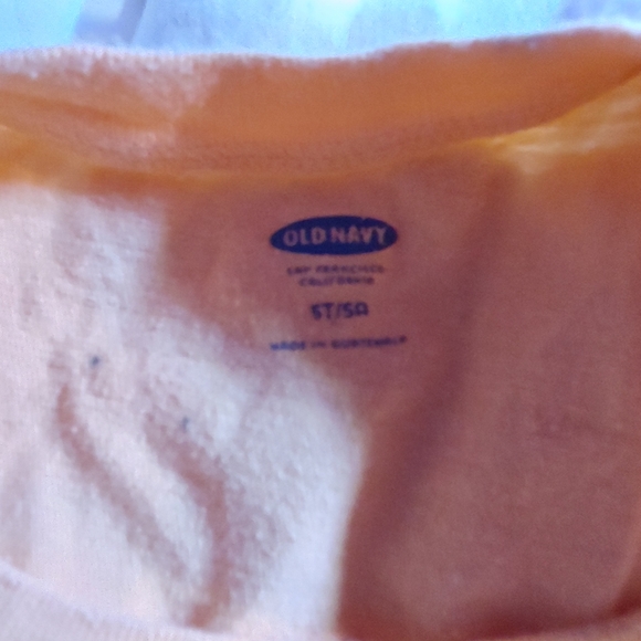 Boys sleeveless and shorts - Picture 2 of 3